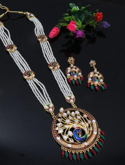 Elegant Matching Necklace & Earring Set™