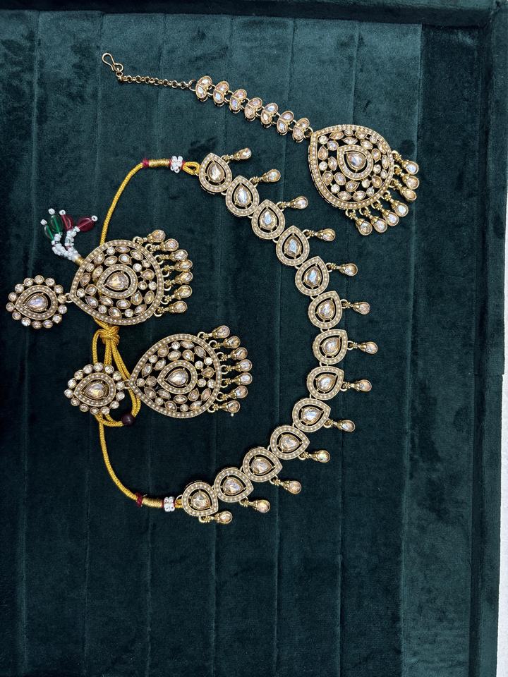 Elegant Antique Pearl Choker Set™