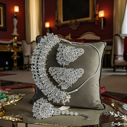 Elegant American Diamond Necklace Set™