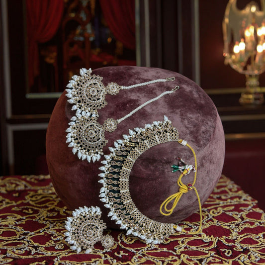 Elegant Gold-Plated Diamond Jewelry Set™