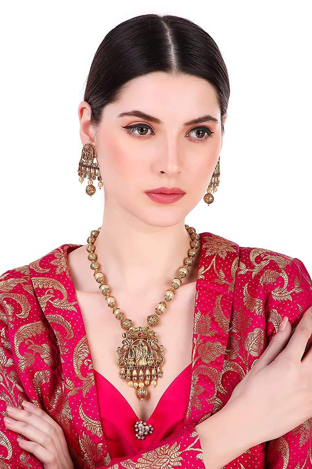 Elegance in Tradition Bridal Set™