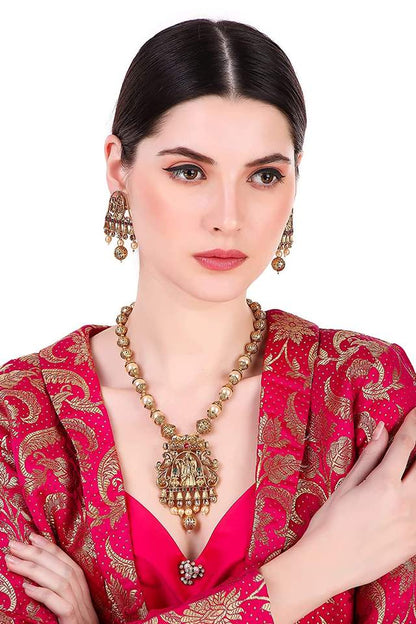 Elegance in Tradition Bridal Set™