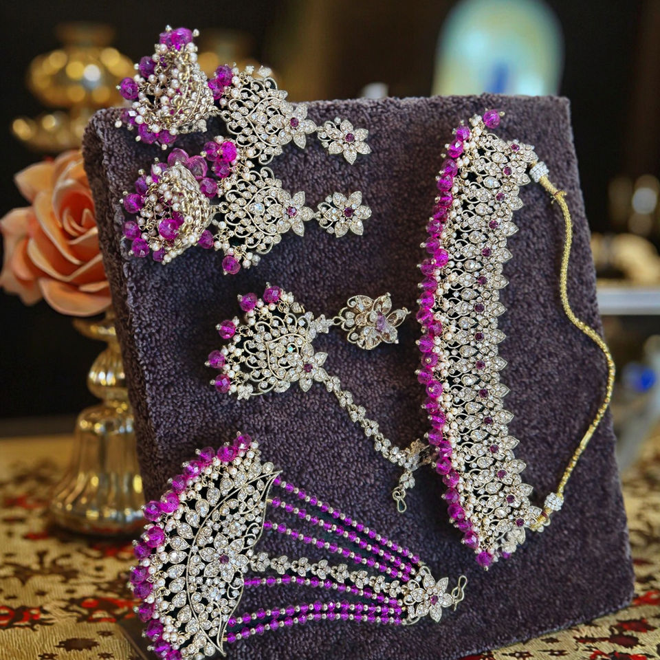 Ruby Moissanite Choker Necklace Set™