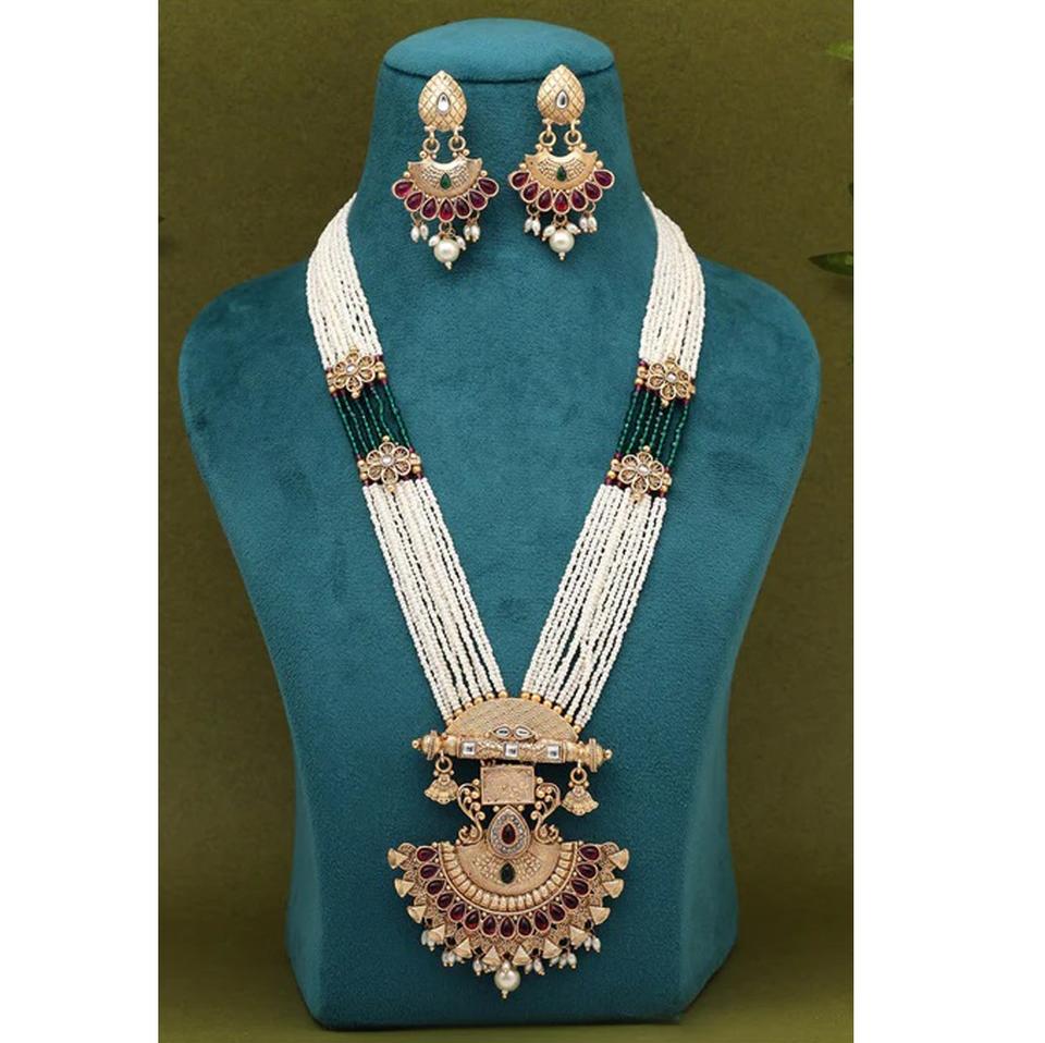 Elegant Heritage Necklace & Earring Set™