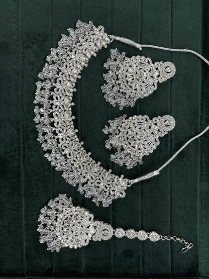 Elegant American Diamond Necklace Set™